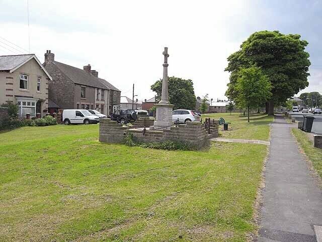 Cockfield village green and war memorial