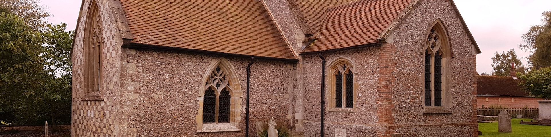 Holy Trinity Church Wikidata has entry Q17539537 with data related to this item.