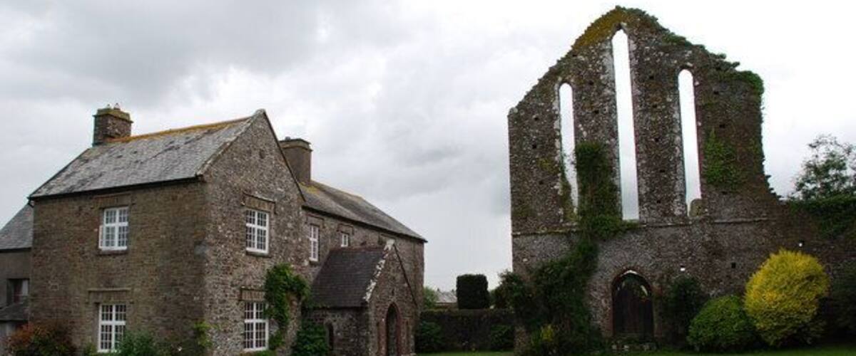 Ruins of Frithelstock Priory The Frithelstock Priory was founded about 1220 and was dissolved in 1536. Only ruins remain. The building on the left is the Grade II listed Cloister Hall Farmhouse.