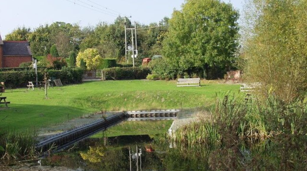 Montgomery Canal, Glanfa'r Dwr Llydan - Wide Water Wharf. The basic wharf was built by British Waterways when the canal was upgraded several years ago. The village has made the area a great open space with seats, mowed grass and a barbecue.