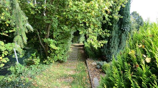 Hauptfriedhof Schweicheln-Bermbeck. Kapellenweg 15