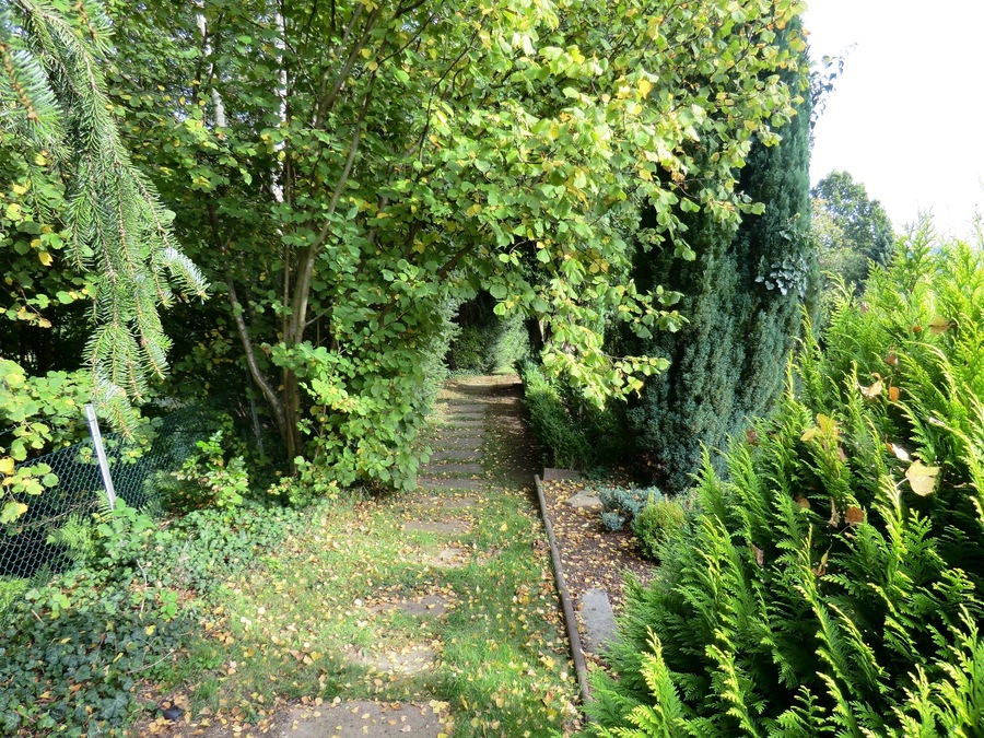 Hauptfriedhof Schweicheln-Bermbeck. Kapellenweg 15