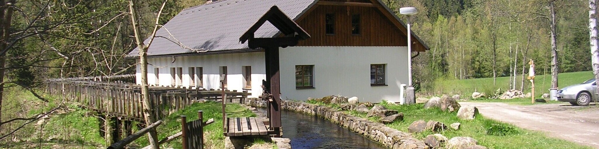 náhon Čeňkovy pily