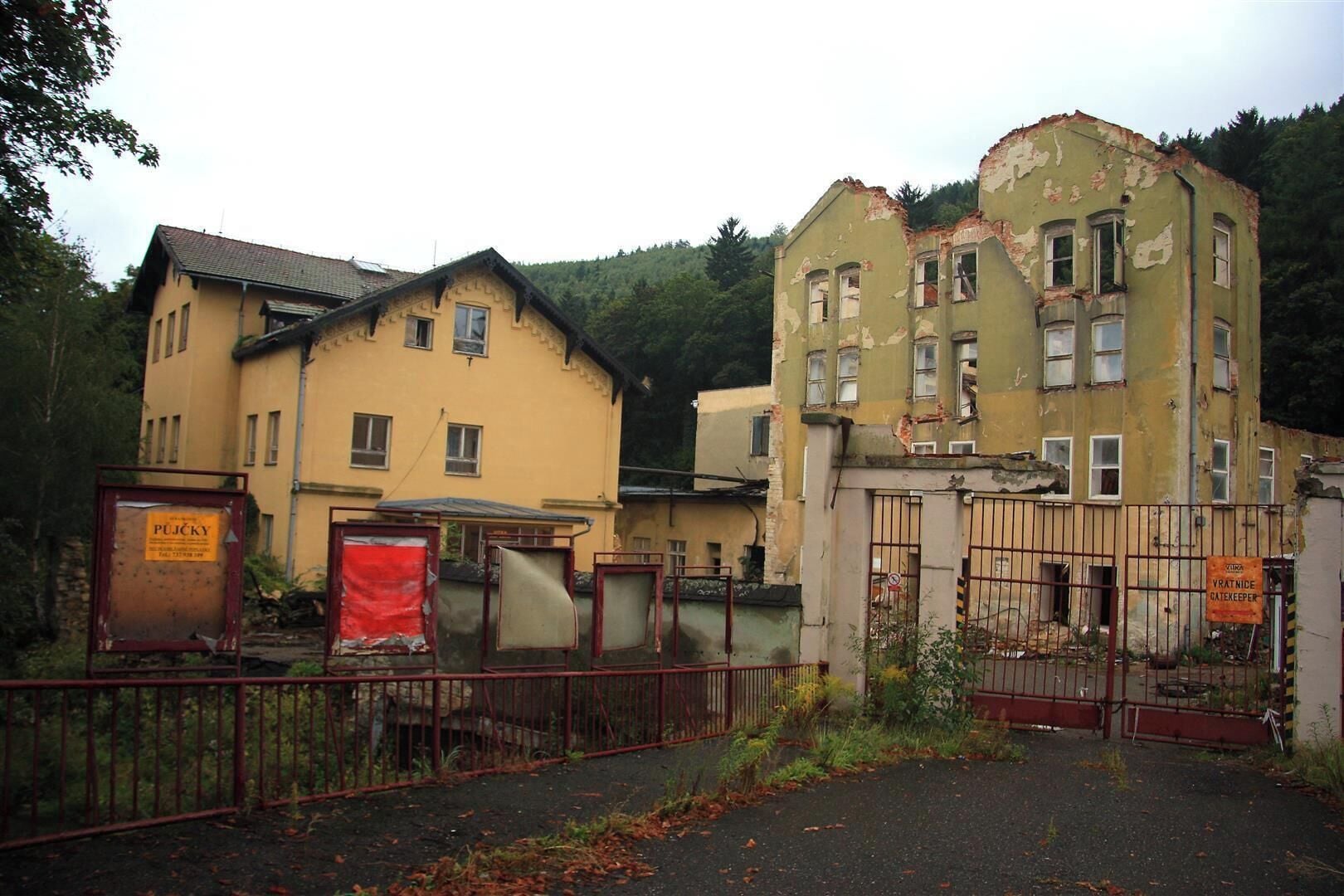 Vitka textile factory of Oskar Schindler, Brněnec.
Schindler’s factory may be named Czech cultural heritage site
Anything to save? Site where Nazi industrialist turned humanitarian Oskar Schindler moved .

A crumbling factory in the eastern Bohemia— immortalized in Steven Speilberg’s 1993 film “Schindler’s List” as the place that led to the ultimate salvation of some 1,200 refugees from the Holocaust – is set to become a Czech cultural heritage site. But time is running short to save it.

The factory lies in the town of Brněnec, not far from where Oskar Schindler was raised, back when it was deep within the Sudeten German region of Czechoslovakia (and known by the locals as Brünnlitz). Before to the Second World War broke out, the factory was owned by the Jewish Loew-Beer family.

Also see :
http://www.jewishvirtuallibrary.org/jsource/biography/schindler.html
http://www.timesofisrael.com/bankruptcy-dispute-deterioration-marring-plans-for-memorial-at-schindler-factory-site/