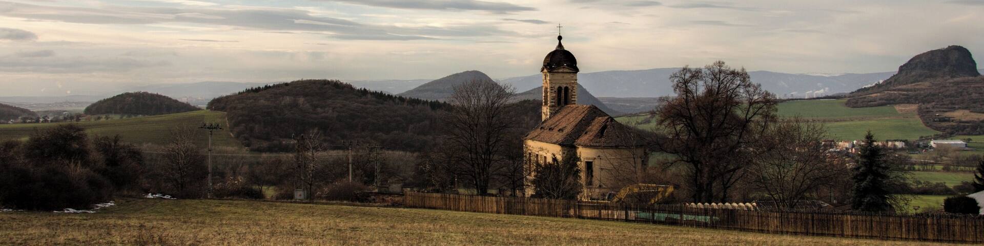 Kirche St. Jakobus des Älteren in Merschlitz, bei Beginn der Sanierung 2012