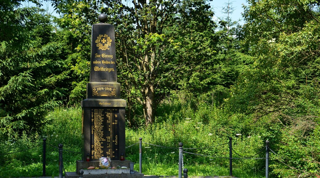 Pomník padlým v první světové válce v Dolině