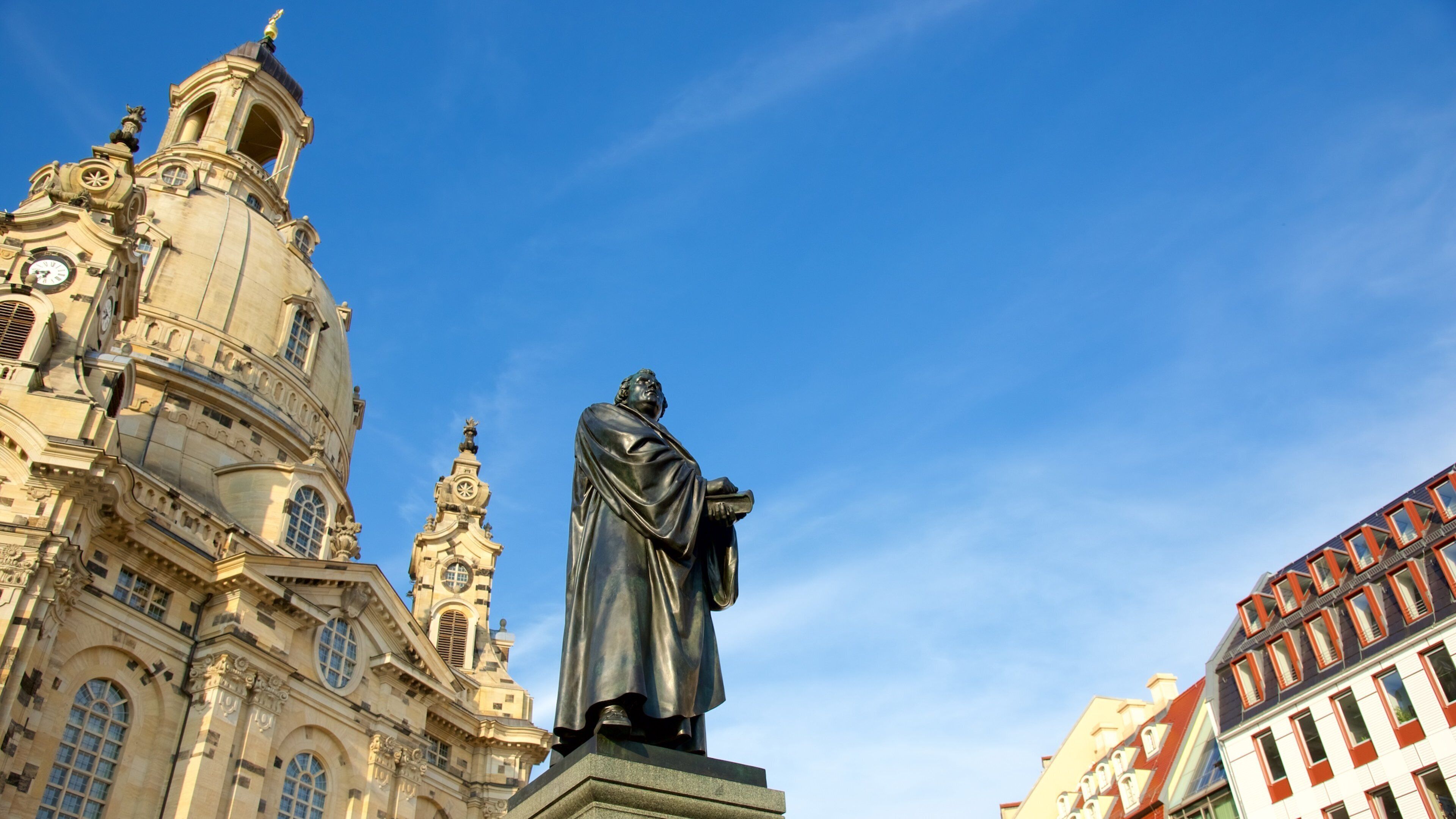 Martin Luther Statue featuring a statue or sculpture and heritage architecture