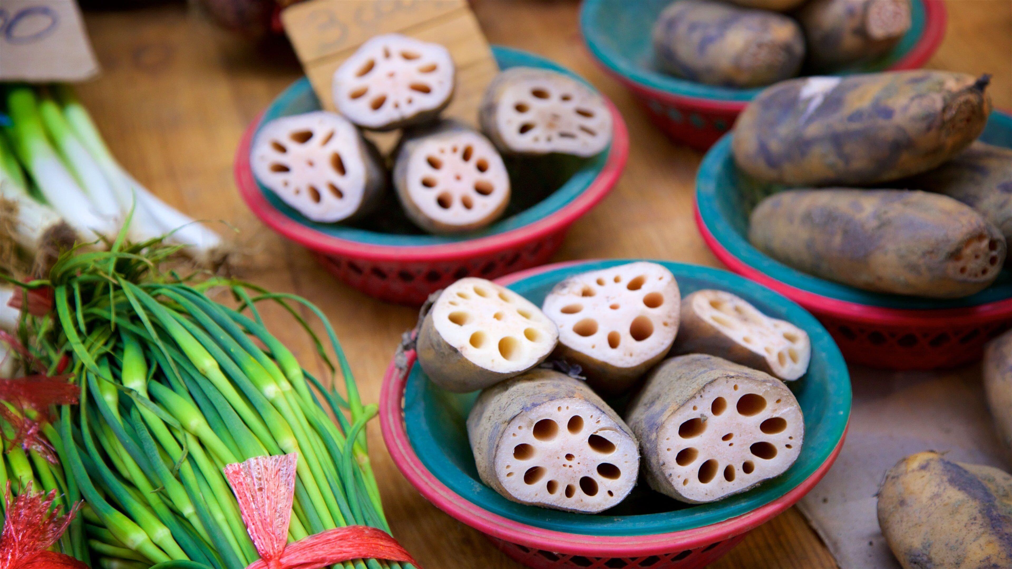 Busan featuring food and markets