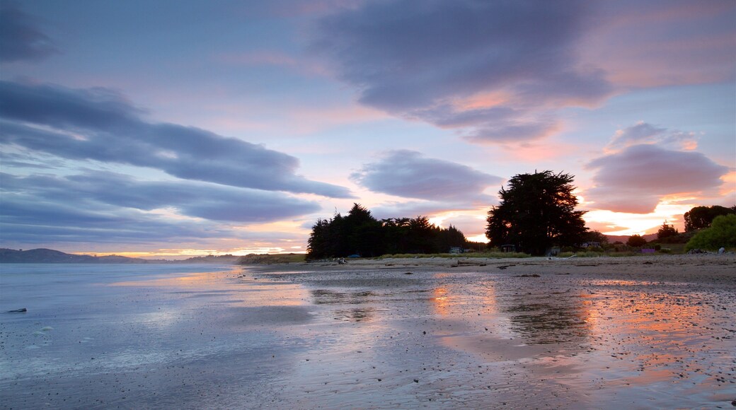 Hampden Beach showing a bay or harbor, a sunset and a sandy beach