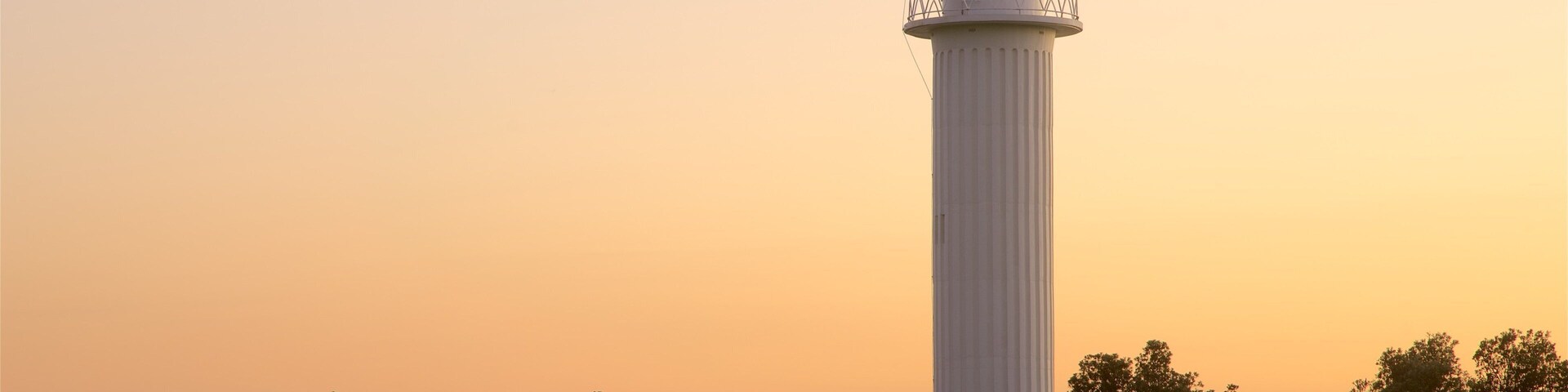 Yamba featuring a lighthouse