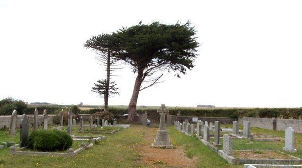 St Ervan non-conformist cemetery. The cross in the middle is the St Ervan parish war memorial. The cemetery is by itself among fields, away from the village of St Ervan.