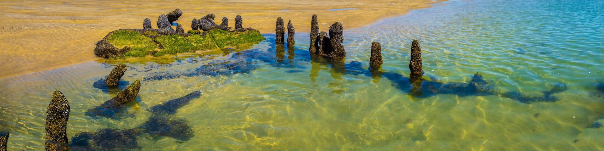 Gorgeous tidal pools, rock formations and surf beaches in Soulac sur mer, Côte d'argent, Nouvelle Aquitaine, France