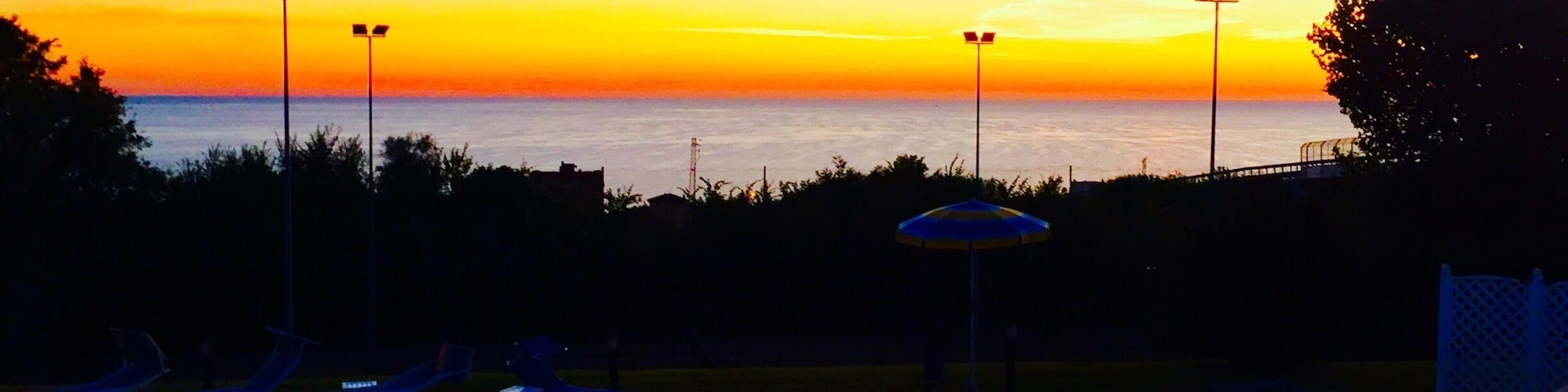 Sunrise on the patio... check out that reflection on the pool :-) Being home is always the best... #iloveitaly #ilovemarche #senigallia #takemehome #LifeAtExpedia #homeaway