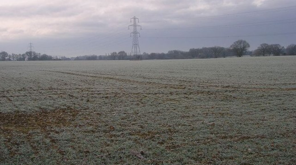 Electricity Pylons Taken from the footpath that links Twineham Lane with Great Wapses Farm. The cloud cover from the south west can also be seen drifting in.