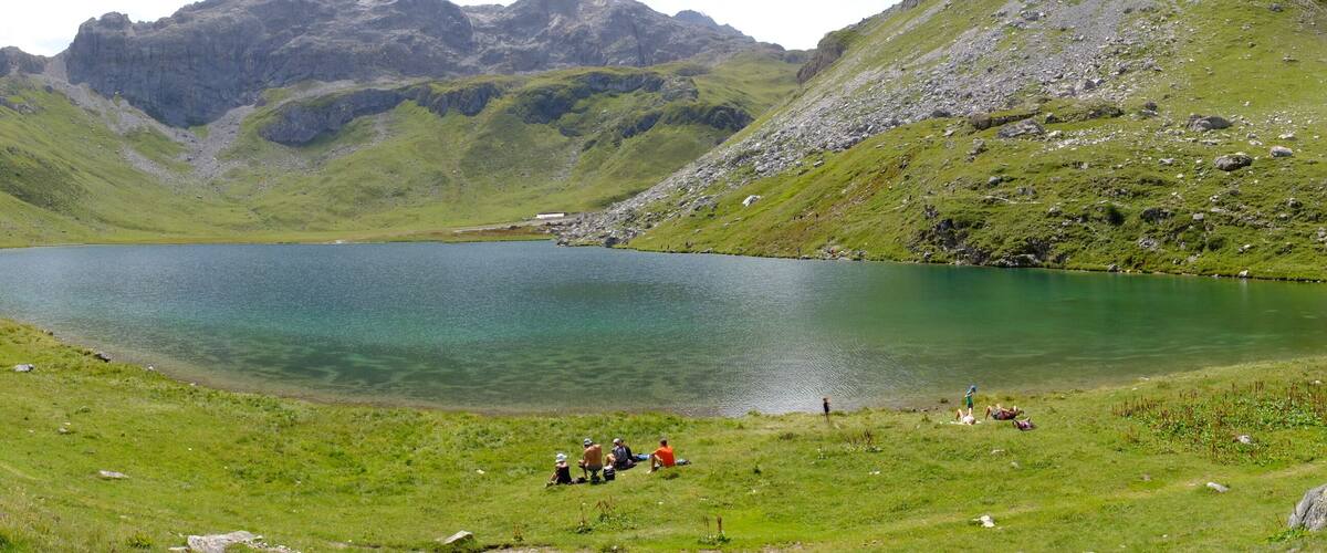du refuge de Rosuel au lac de la Plagne