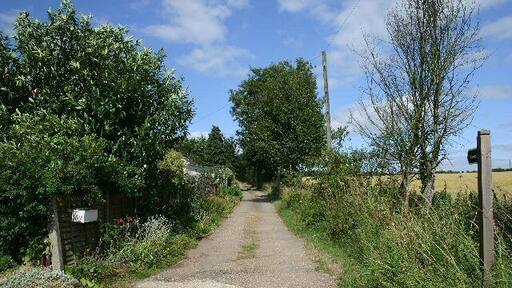 Footpath to Malting End. This path leads north-west from the A143 near Wickham Street.