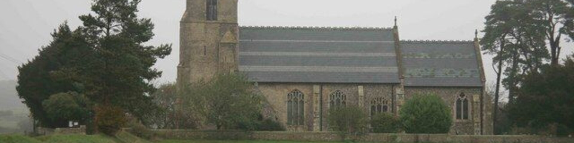 Gunthorpe church A little way out of the village , quite a big church stands in the countryside.