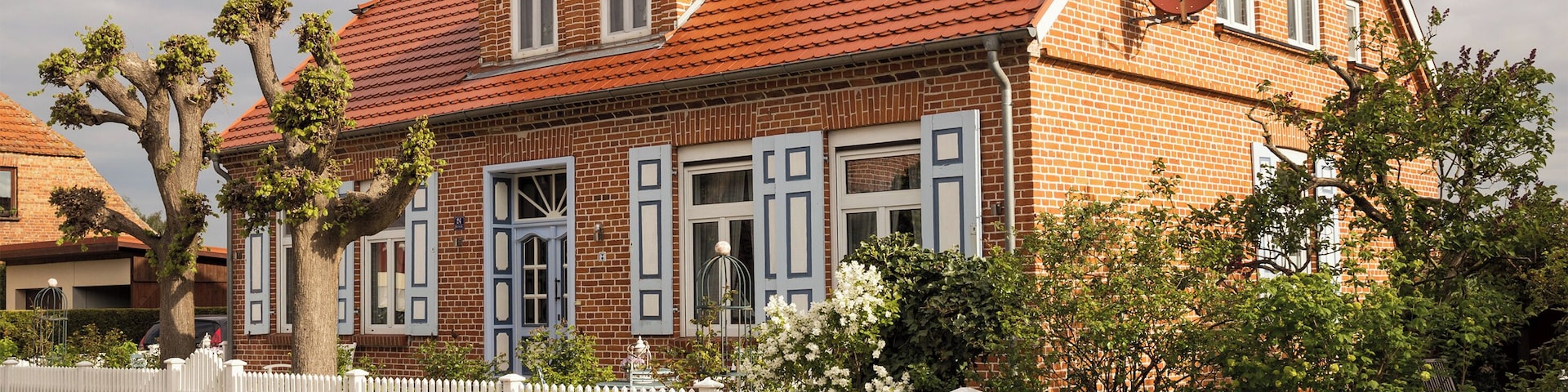 Dändorf (Dierhagen), Dorfstraße 24, cultural heritage monument