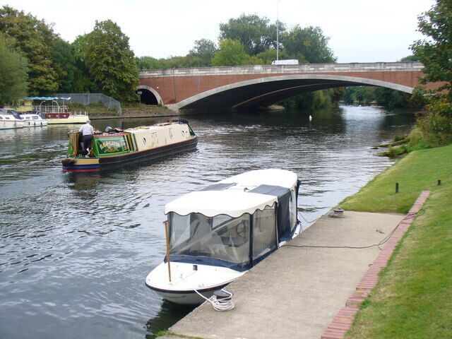 Runnymede Bridge Sweeping arched bridge spanning the Thames just downstream from Bell Weir Lock. http://www.egham.co.uk/