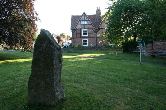 Looking up the green View up the green at Blewbury towards one of the older houses beside it.