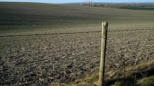 Churn Estate Looking towards Didcot. Just a faint tinge of green starting from this years crop. Or maybe it's weeds.