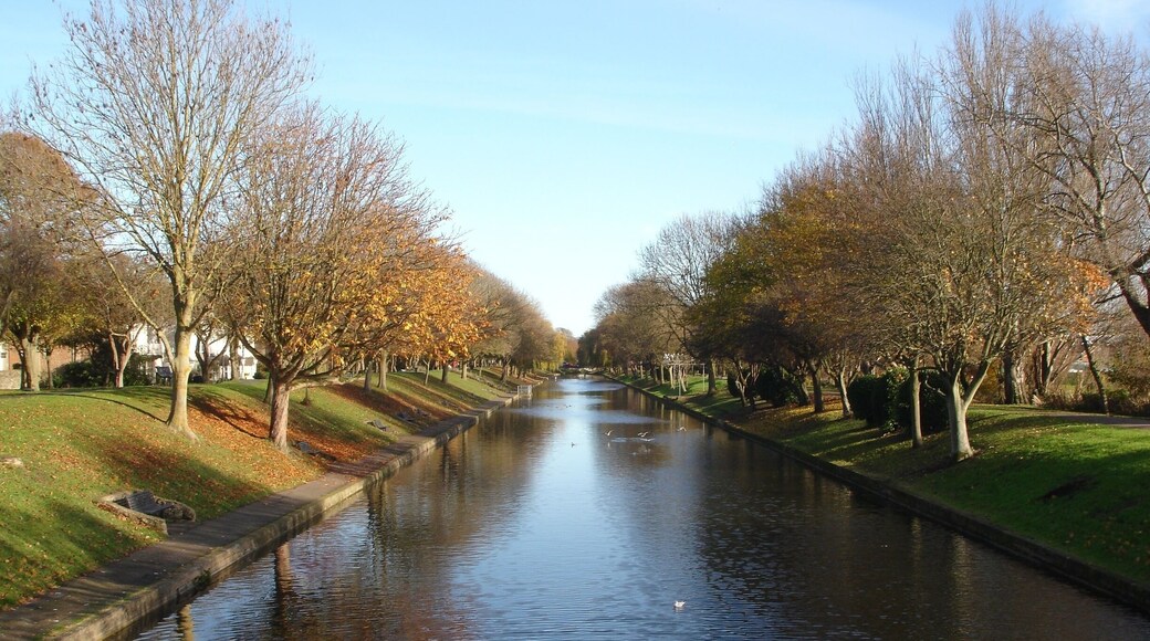 From Ladies Walk Bridge towards Twiss Road Bridge.