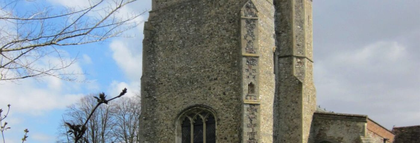 Stour Valley Path, Kedington, St Peter and St Paul church.