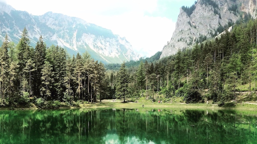 This little, incredible green and blue lake which is hidden in Upper Styria got famous by Ashton Kutcher who posted pictures of it last year! Even though tourists come in thousands each day now, it is still an idyllic place and you can even dive there and the water level chances constantly. #WeekendGetaway #Waterlust