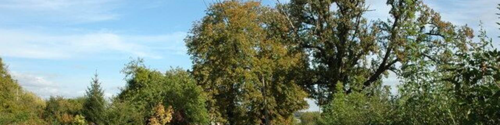 Snig's End, Corse No through at Snig's End, Corse. Down this road are a number of Chartist dwellings each with its own small plot of land.