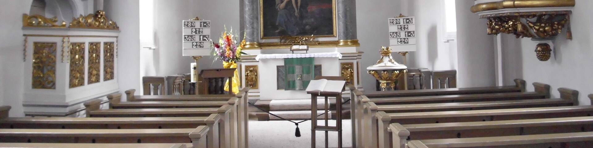 Die barocke Maria-Magdalena-Kirche wurde 1719 auf den Fundamenten einer Maria-Magdalena-Kapelle von 1439 erbaut.