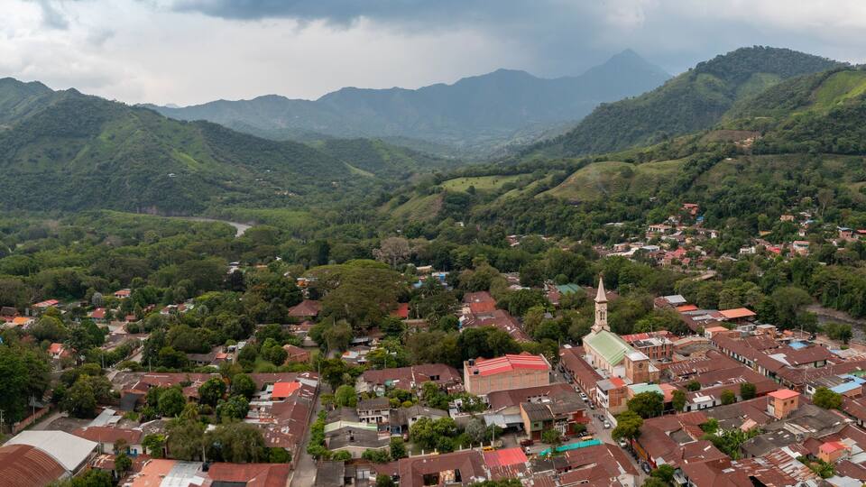 Panoramic aerial view of the town of Utica, surrounded by mountains. Colombia