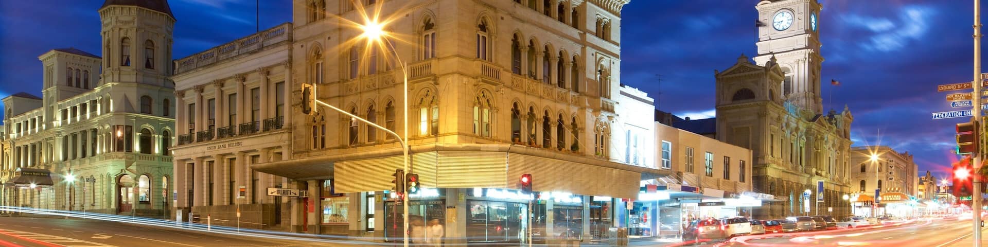 Ballarat featuring heritage architecture and night scenes