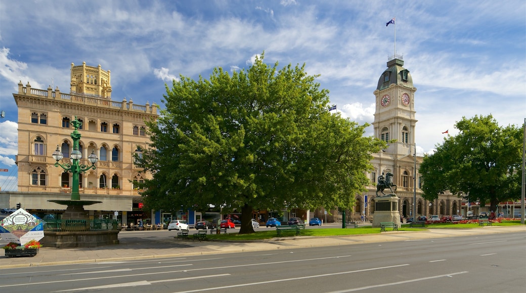 Ballarat which includes an administrative building, a fountain and street scenes