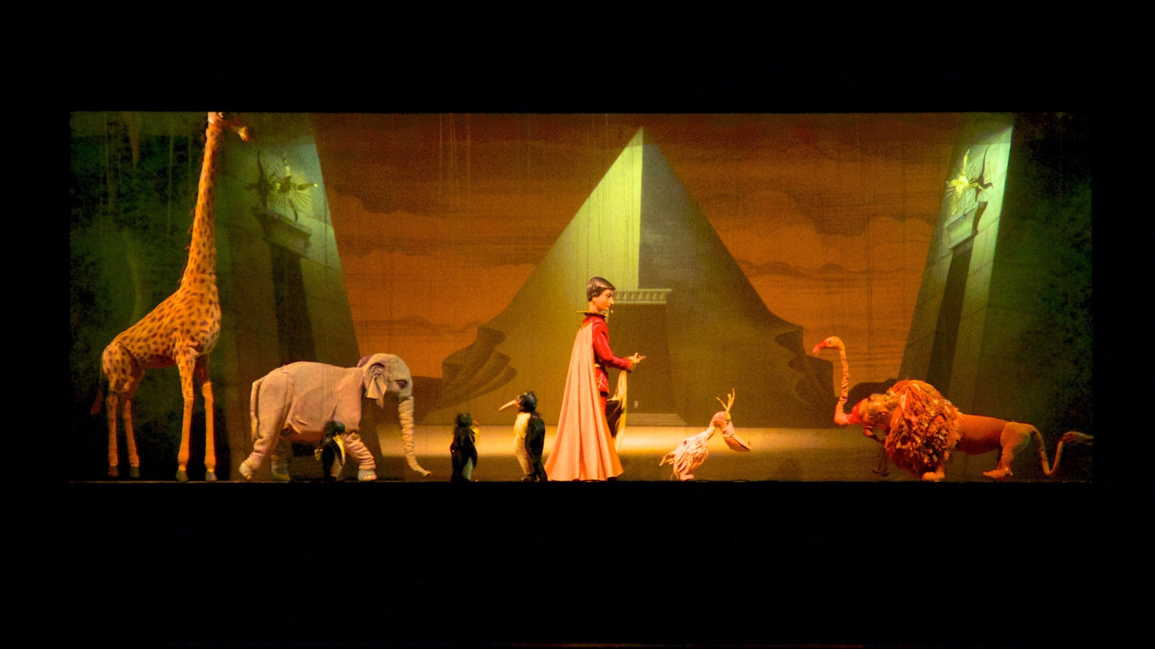 Salzbourg montrant vues intérieures, arts de la scène et scènes de théâtre