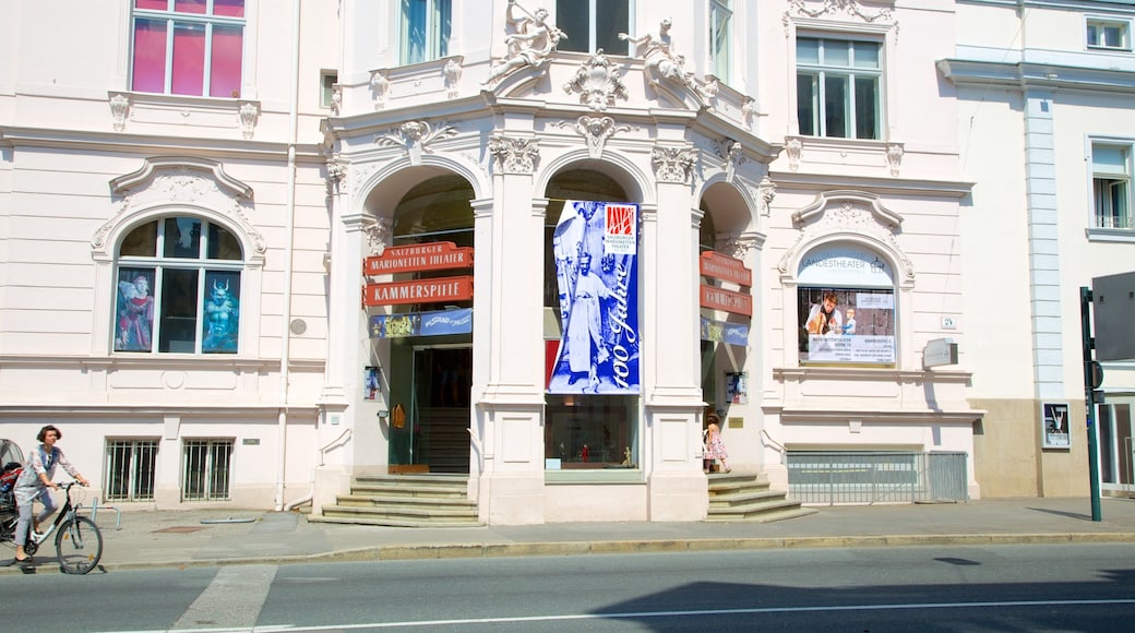 Salzbourg mettant en vedette patrimoine architectural, ville et scènes de rue