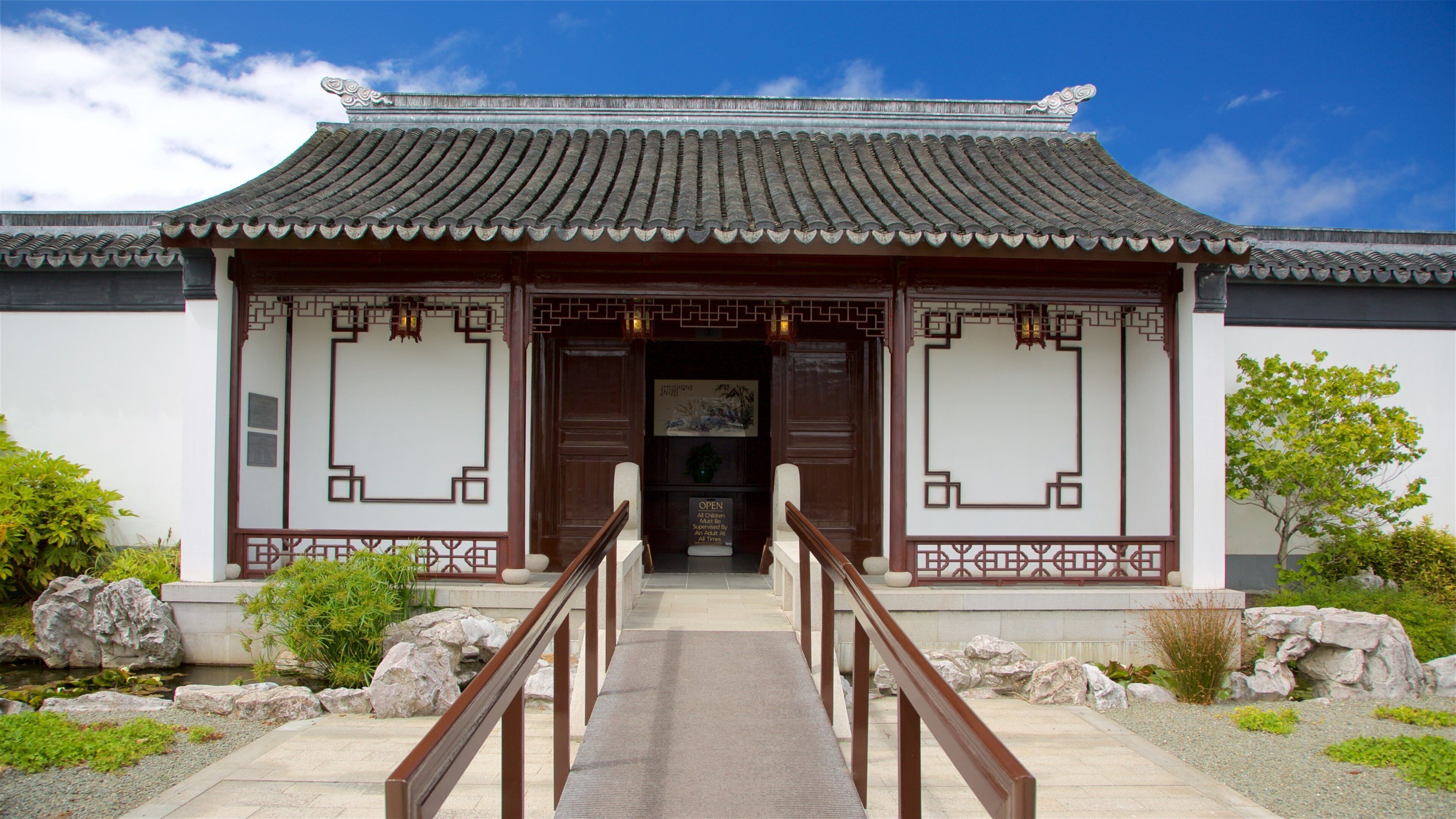 Dunedin showing a park and heritage elements