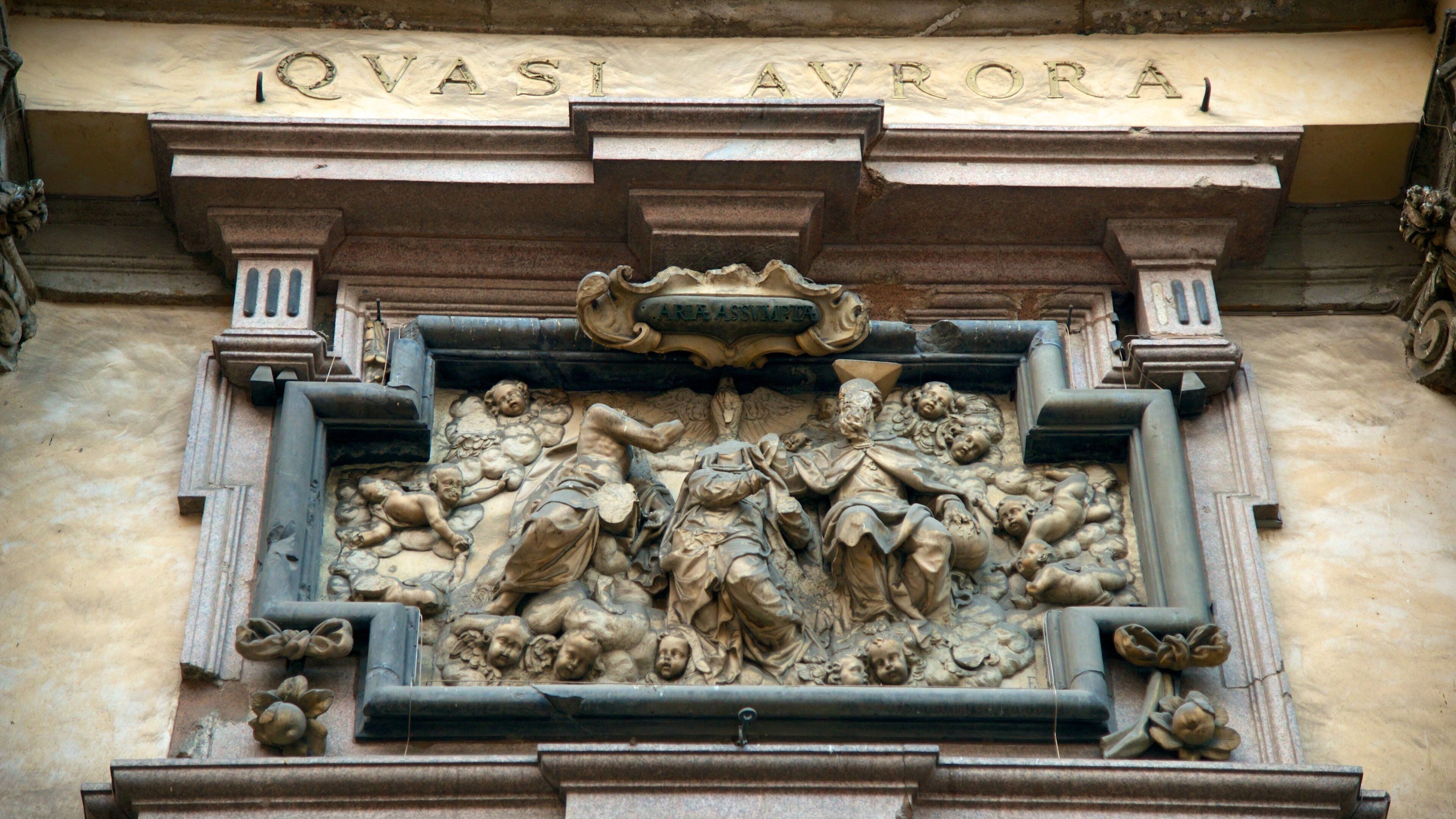 Chiesa di Santa Maria alla Porta featuring heritage elements and heritage architecture