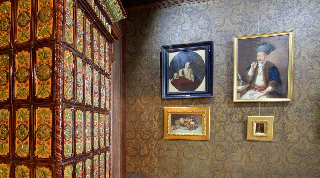 Bucharest showing interior views and art