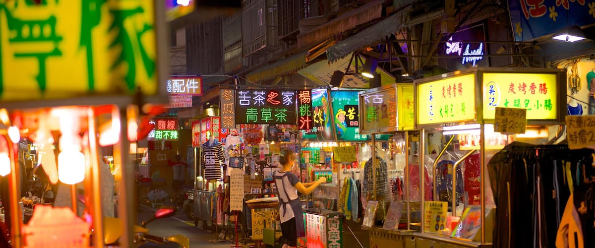 Taoyuan County featuring a city, night scenes and markets