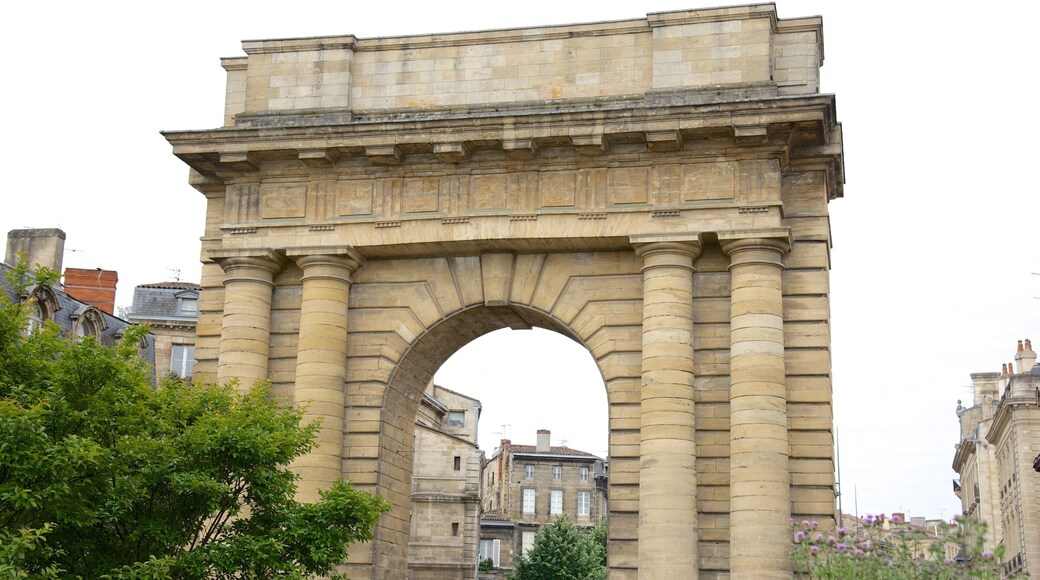 Bordeaux featuring heritage architecture