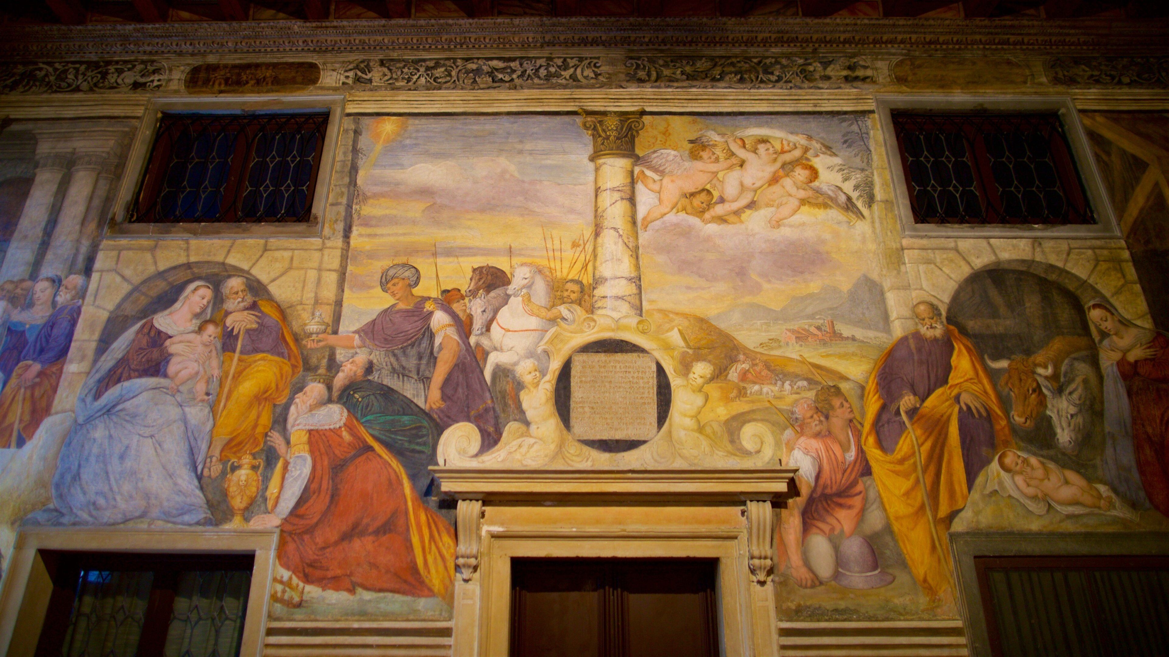 Padova featuring religious elements, interior views and art
