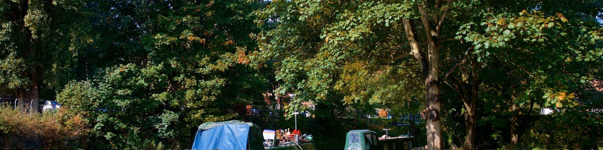 Bridgewater Canal showing a river or creek