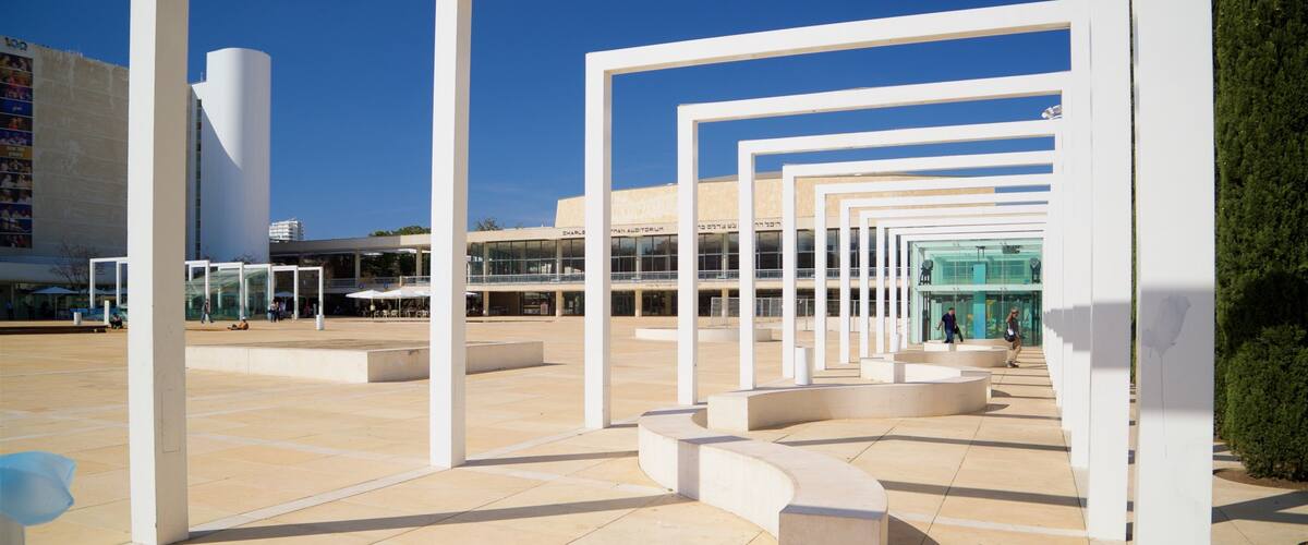 St Maarten and St Martin showing a square or plaza