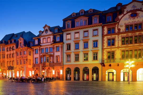 Marktbrunnen which includes heritage elements, night scenes and a square or plaza