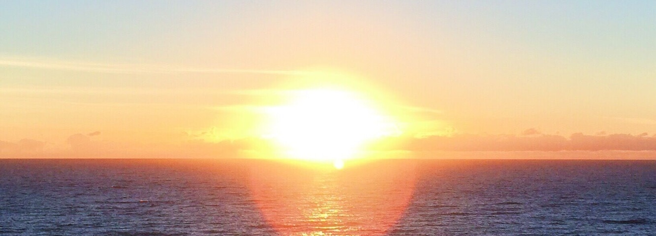 The early bird gets the worm... and the amazing #sunrise. #blue #australia #ocean #beachbound