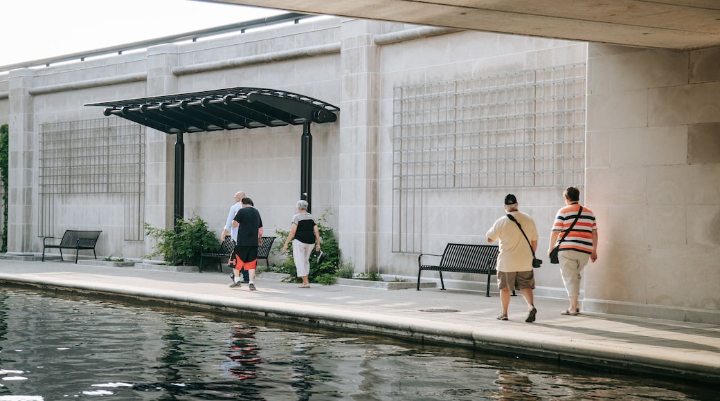 Central Canal showing street scenes and a pond