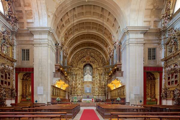 Coimbra welches beinhaltet Geschichtliches, Kirche oder Kathedrale und Innenansichten