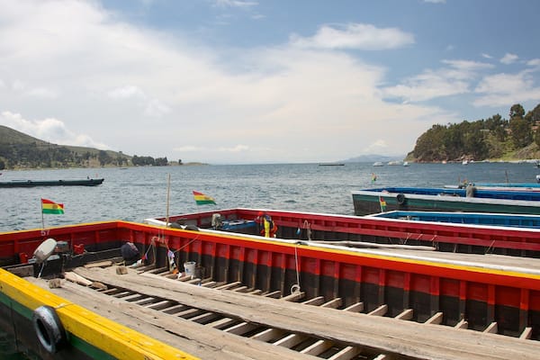 Strait of Tiquina showing a bay or harbor and a lake or waterhole