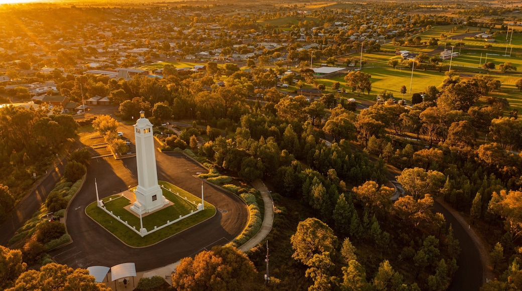 Memorial Hill Lookout showing a sunset and landscape views