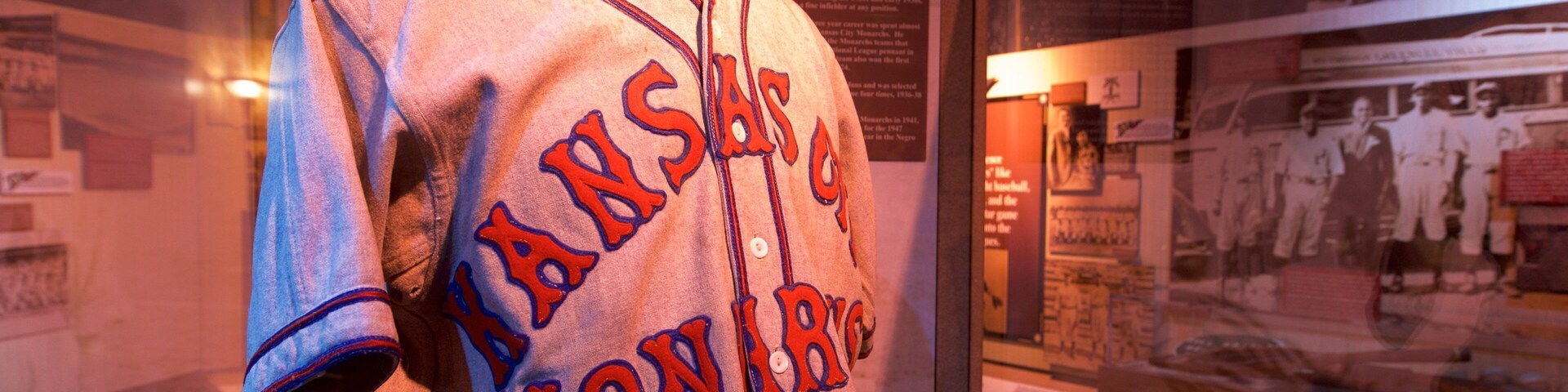 Downtown Kansas City which includes interior views and heritage elements